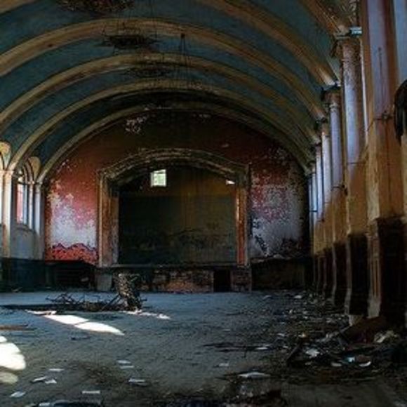 Meet your Posher, Kelly - Picture 1 of 1